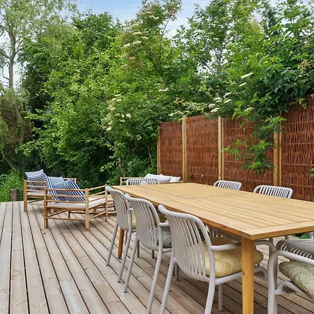Vakantiehuis Seaside Atmosphere 100 Meters From The Sea Stroby Egede